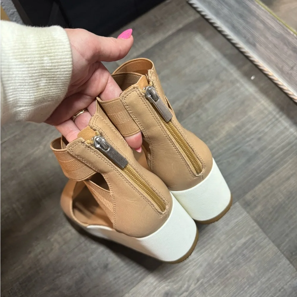 Sorel Cameron Flatform‎ Ankle Strap Wedge Sandal